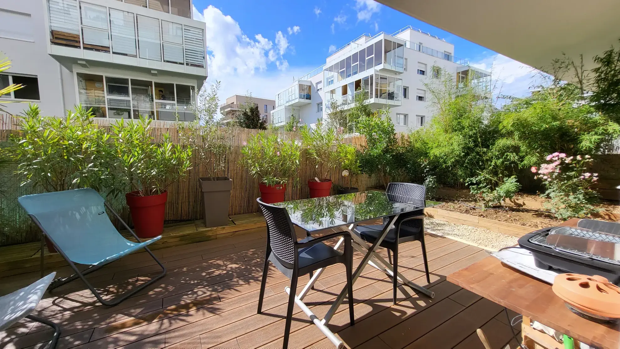 Appartement Deux Pièces avec Jardin Exposé Sud-Ouest à Petit Nanterre 