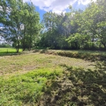 Agréable terrain de loisirs au bord du Lay