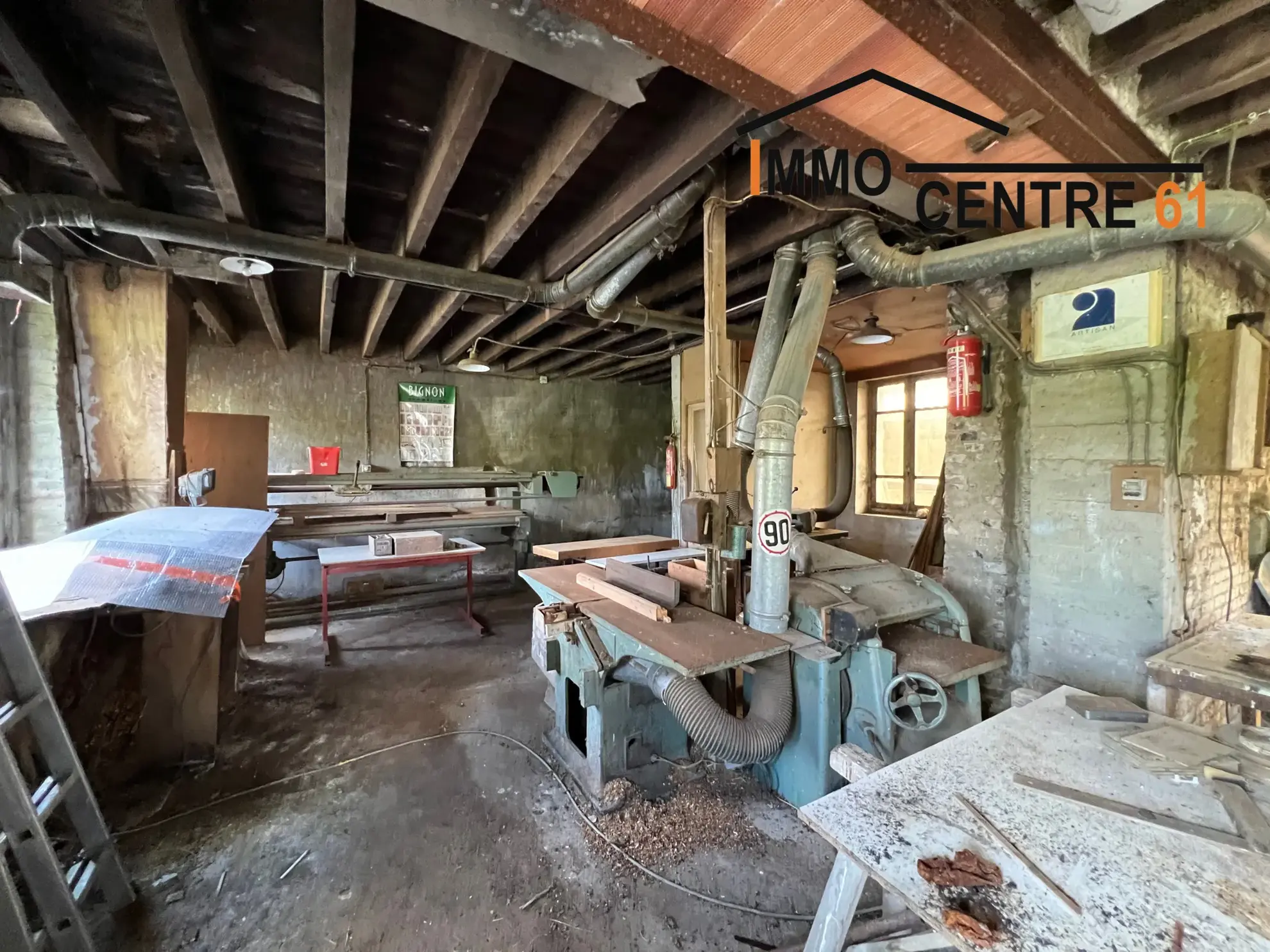 Maison 3 chambres avec dépendance 200m2 à Carrouges 
