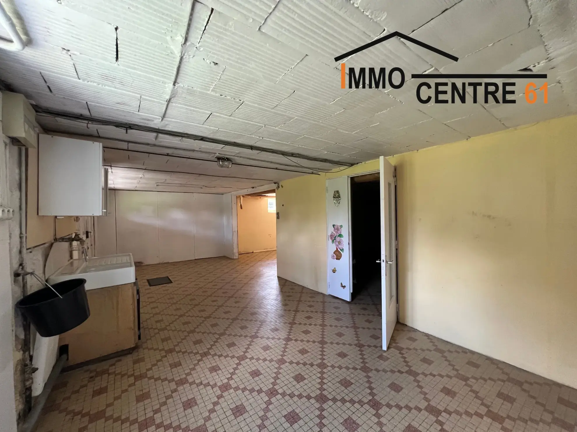 Maison 3 chambres avec dépendance 200m2 à Carrouges 