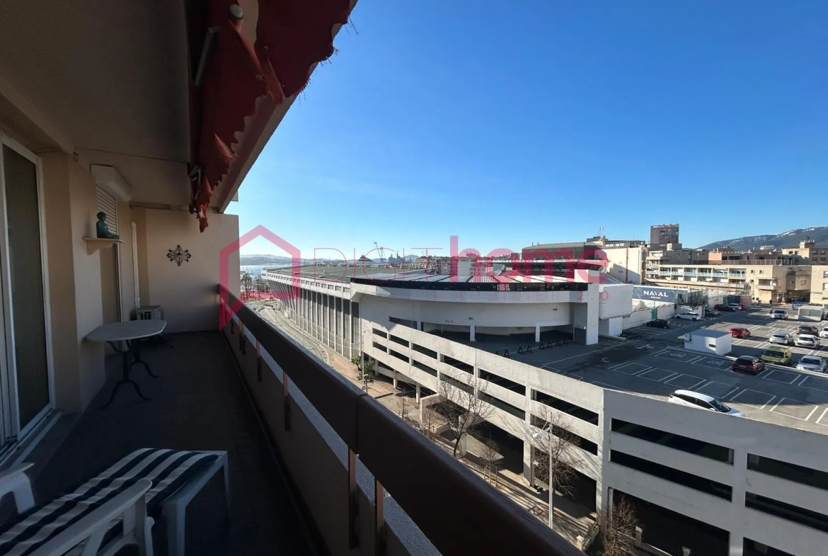 Appartement Spacieux de 102m2 avec Vue sur le Stade Mayol - Toulon 