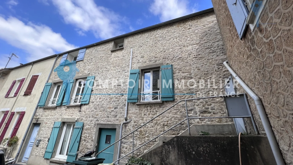 Immeuble de rapport avec deux appartements à Baulne