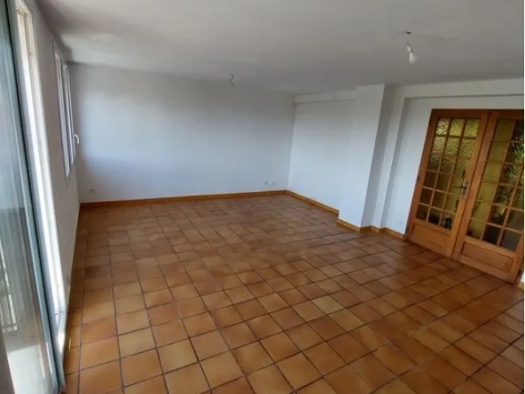 Appartement T3 avec Vue Mer à Port de Bouc 