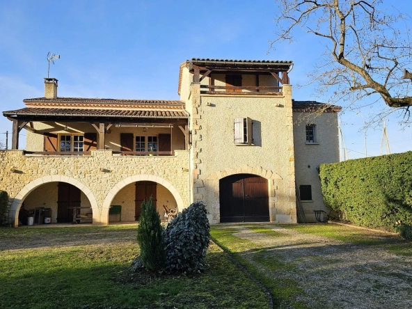 Belle Villa Bord du Lot - Maison à Fumel 