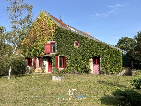 Maison ancienne à rénover à BEIRE LE CHATEL