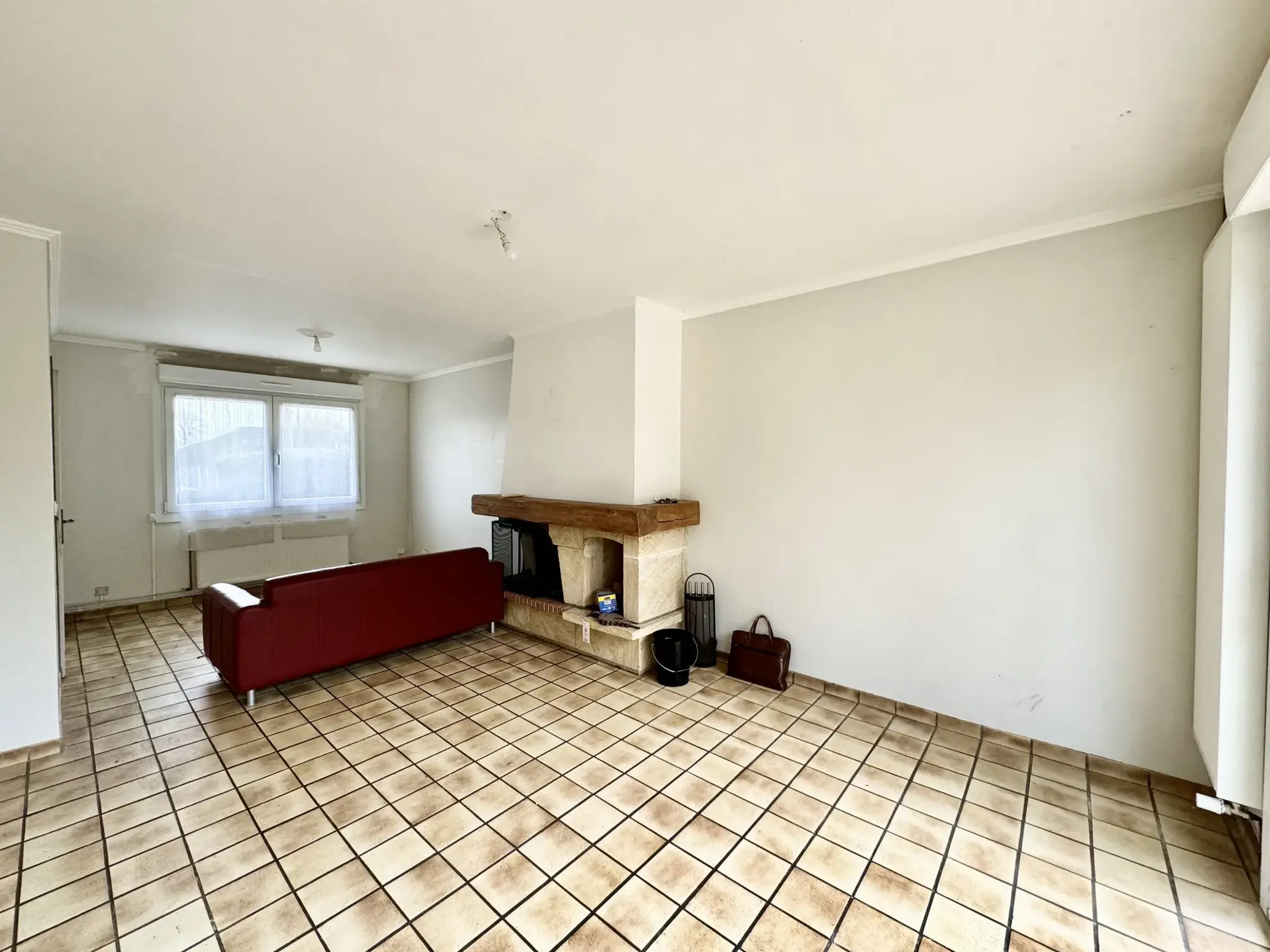 Maison lumineuse à Neuville-en-Ferrain avec Jardin et Garage 