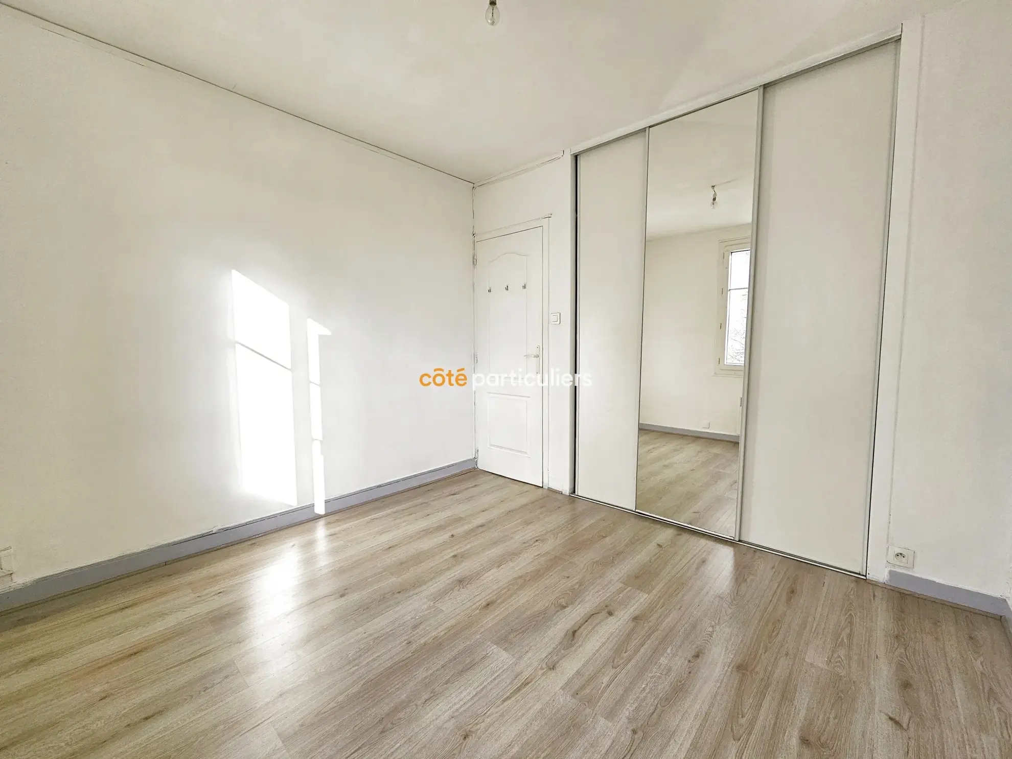 Appartement T3 rénové au 1er étage à TOURS 