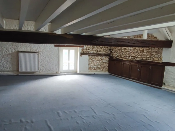 Maison à Sainville - 3 chambres - Classe F 