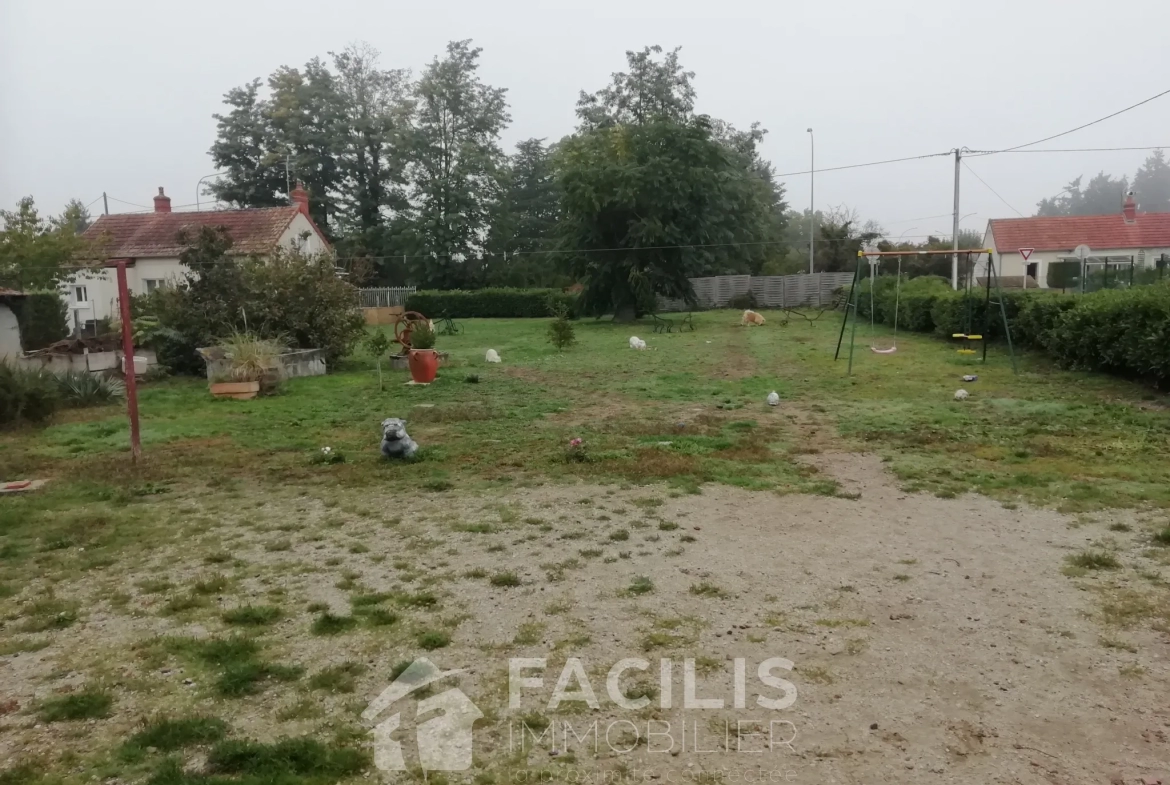 Maison de Bourg F6 130m2 avec dépendances 130m2 et jardin de 1500m2 clos !! 