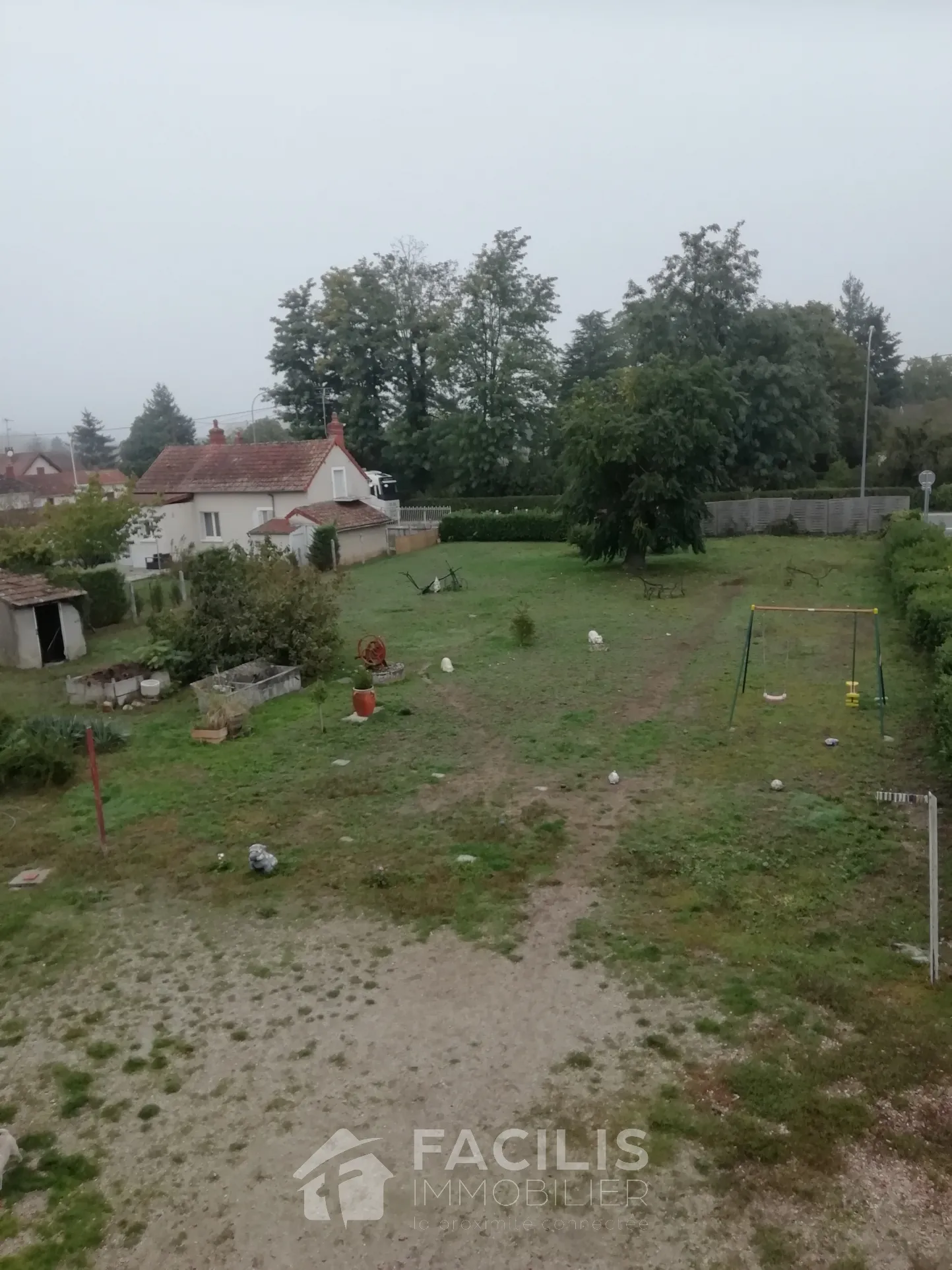 Maison de Bourg F6 130m2 avec dépendances 130m2 et jardin de 1500m2 clos !! 