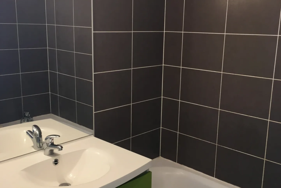 A vendre - En exclusivité - Appartement T2 de 33.50 m2 à Bruges 