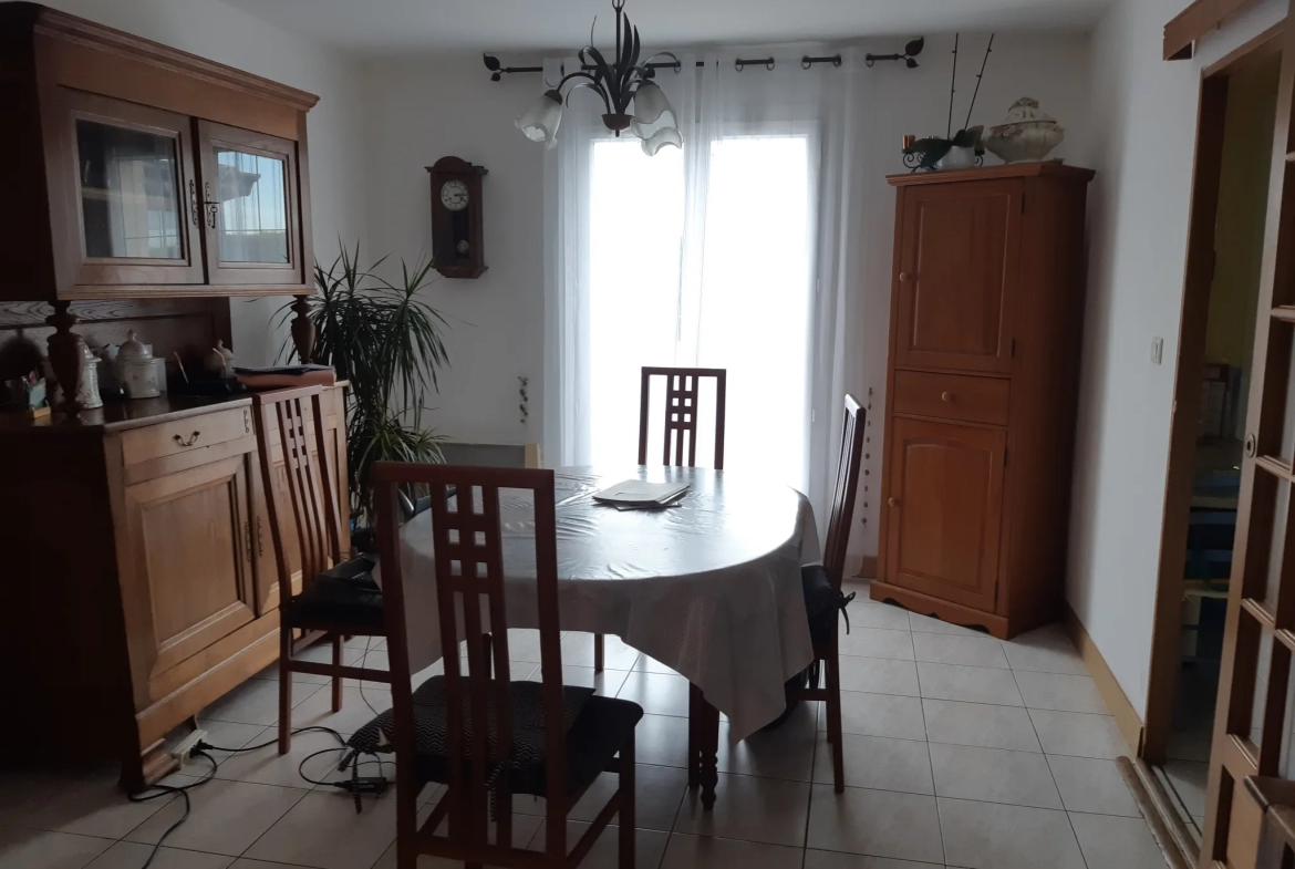 Pavillon charmant dans village attractif - Vallon sur gee (72540) 
