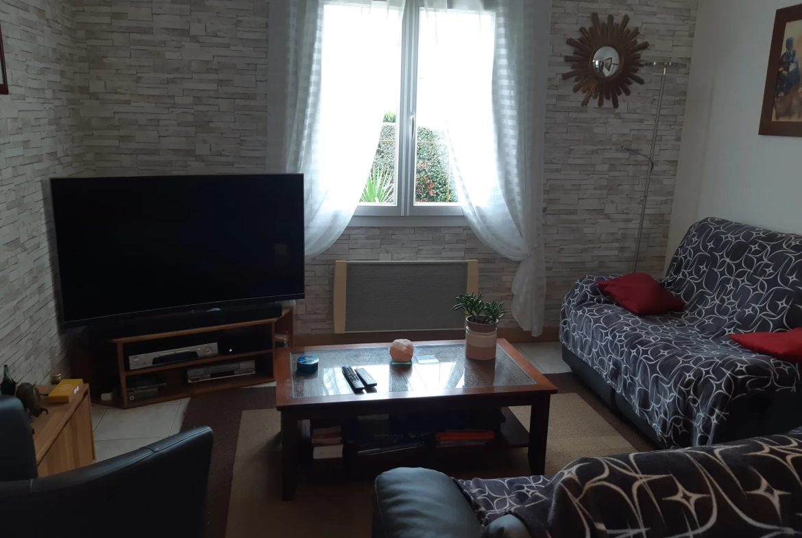 Pavillon charmant dans village attractif - Vallon sur gee (72540) 