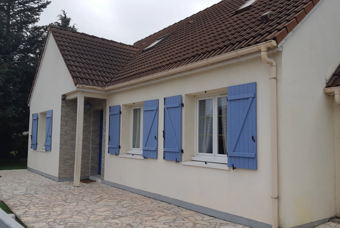 Pavillon charmant dans village attractif - Vallon sur gee (72540) 
