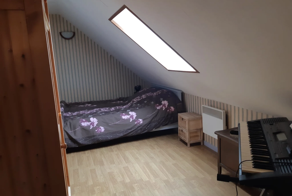 Pavillon charmant dans village attractif - Vallon sur gee (72540) 