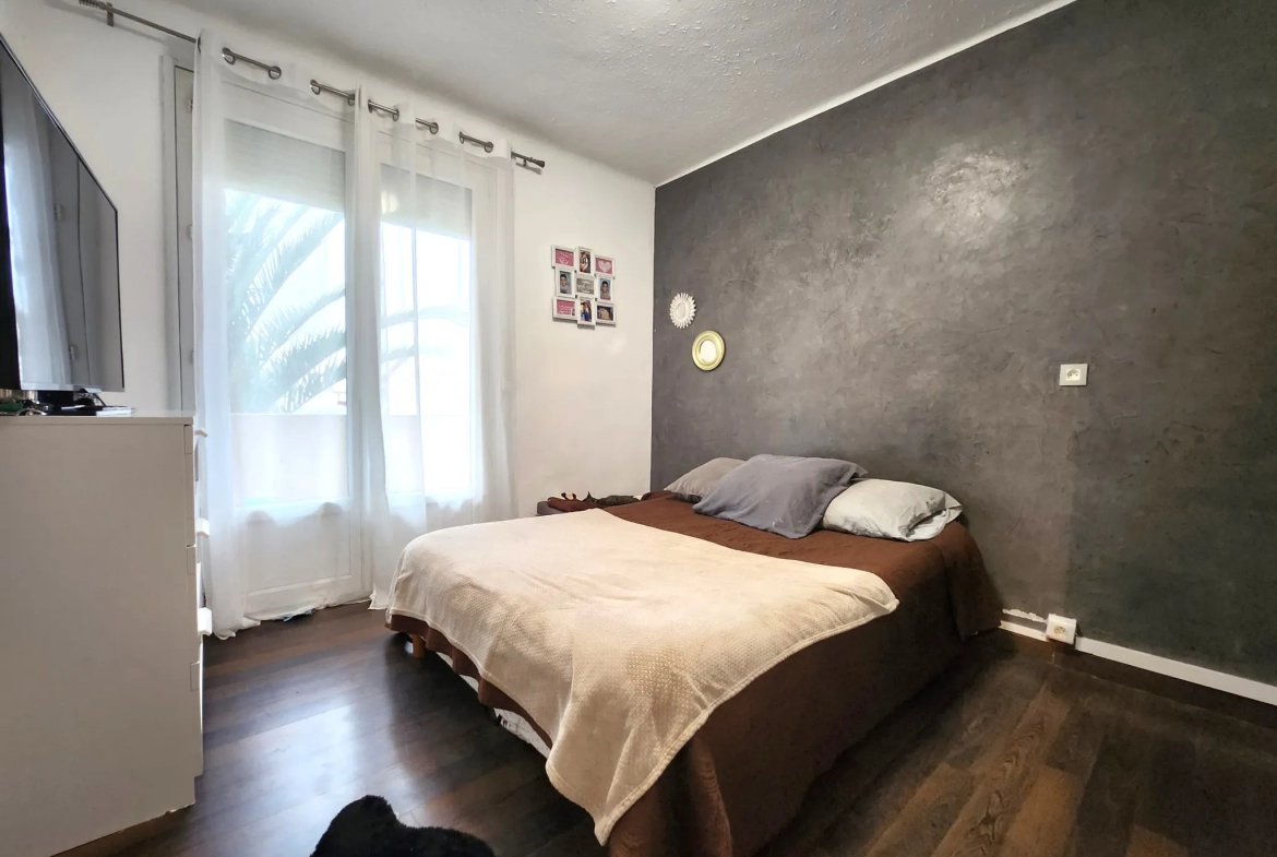 Appartement T4 avec balcons à Lunel - Home Vision 