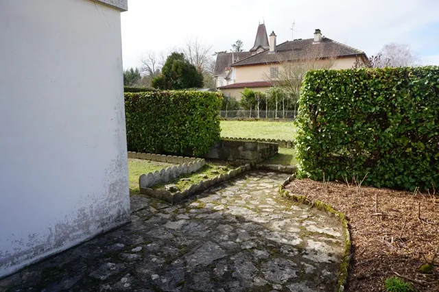 House near city center of Paray le Monial 
