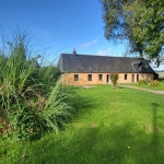 Longère à restaurer dans paisible village