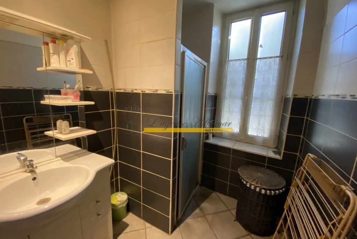 Vente de deux appartements avec garage à Châteauneuf-du-Rhône 