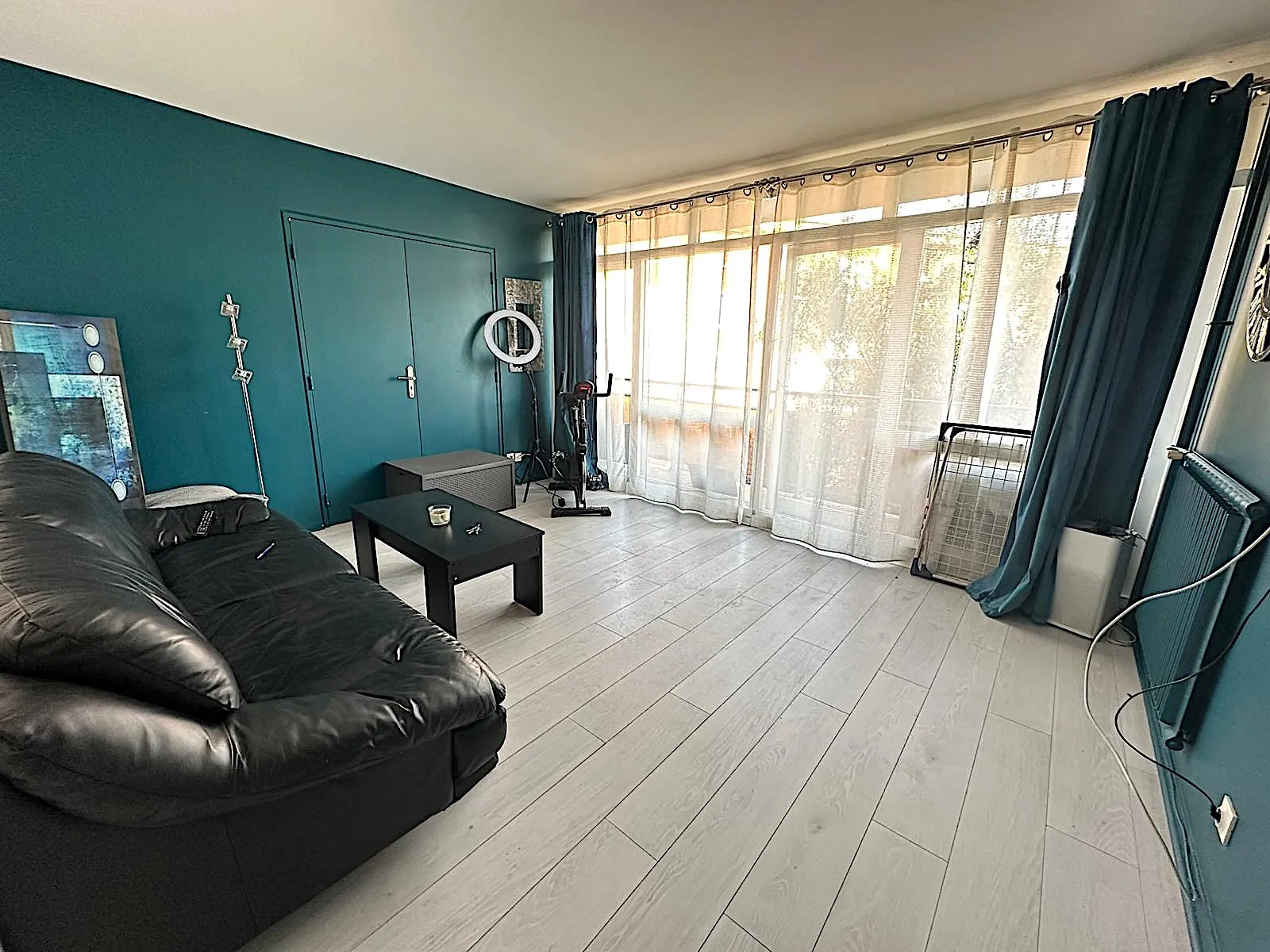 Appartement 2 pièces avec balcon à Livry-Gargan 