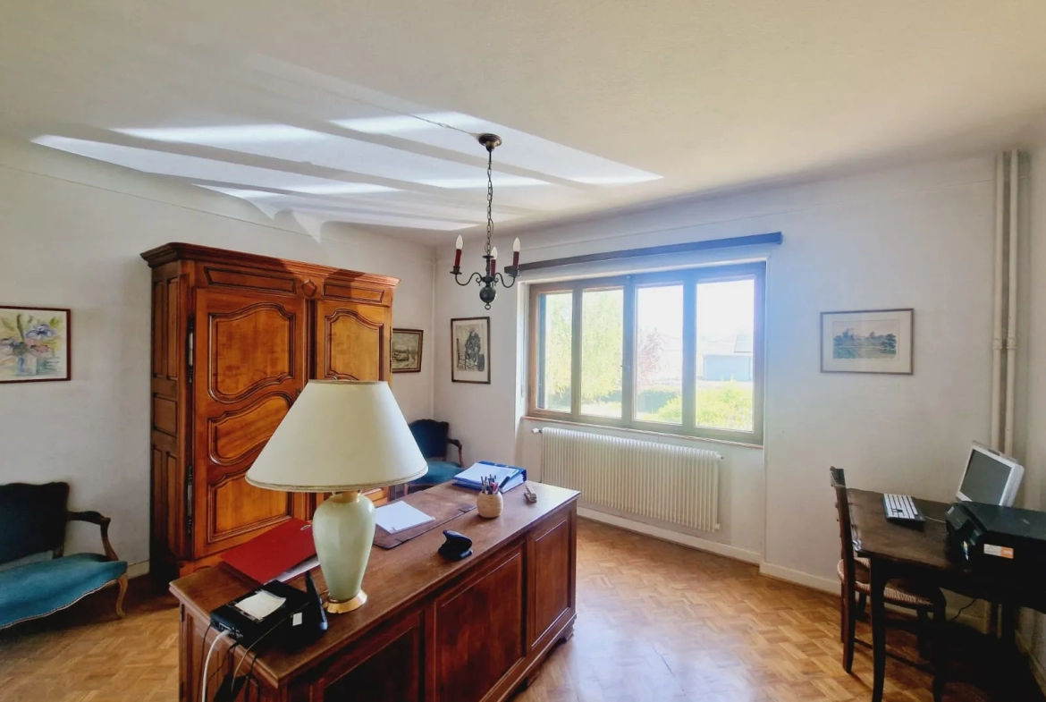 Maison avec beaux volumes à Spechbach-le-Haut 