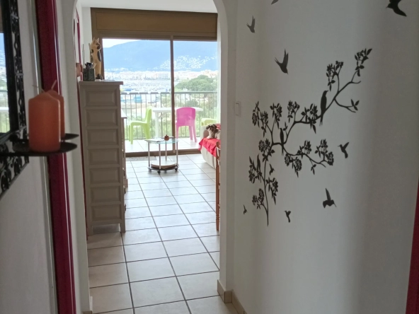 Appartement de 3 chambres avec terrasse à vendre à Roses 