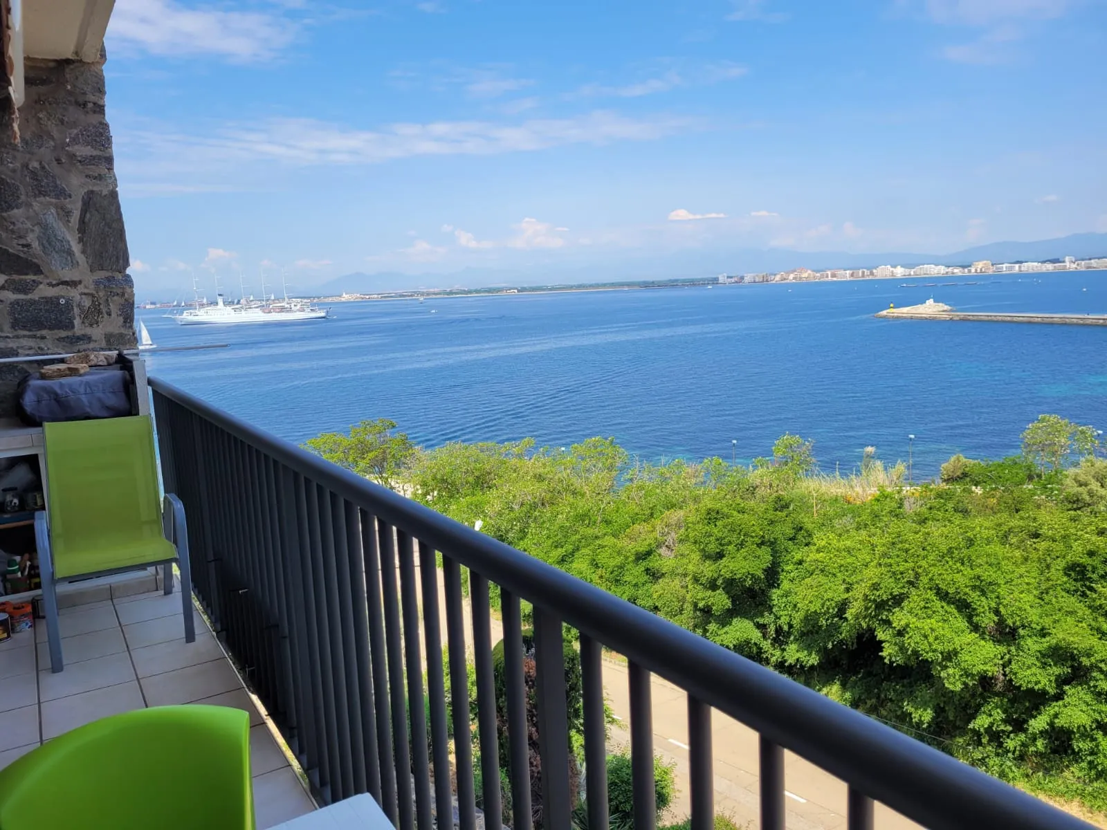 Appartement de 3 chambres avec terrasse à vendre à Roses 