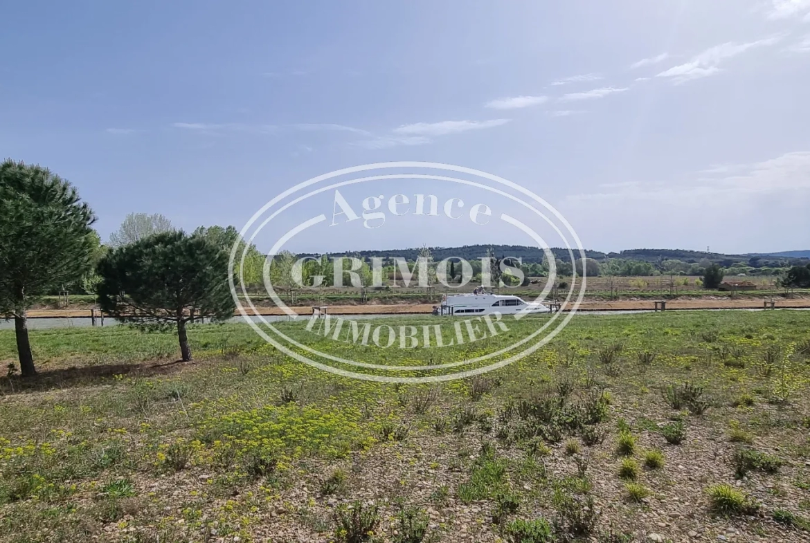 Terrain constructible à Argens Minervois - Calme et vue dégagée 