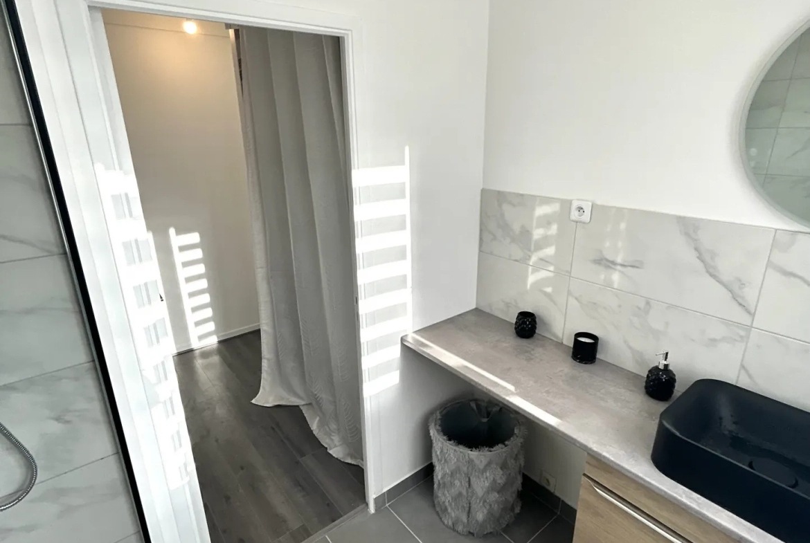 Appartement 4 pièces à Neuilly plaisance 