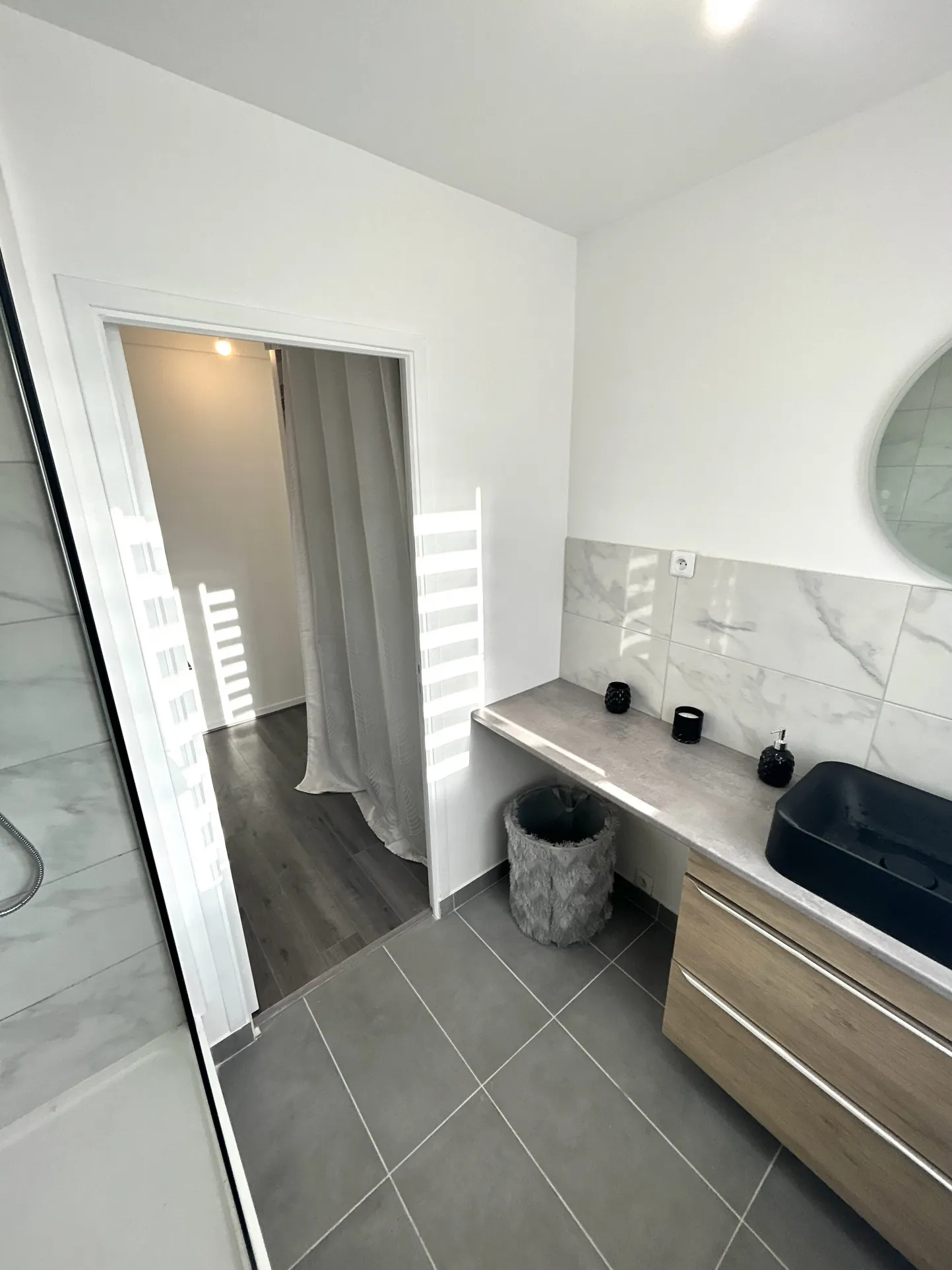 Appartement 4 pièces à Neuilly plaisance 