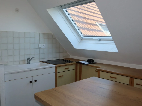 Appartement de type F1, dernier étage à Altkirch (68130)