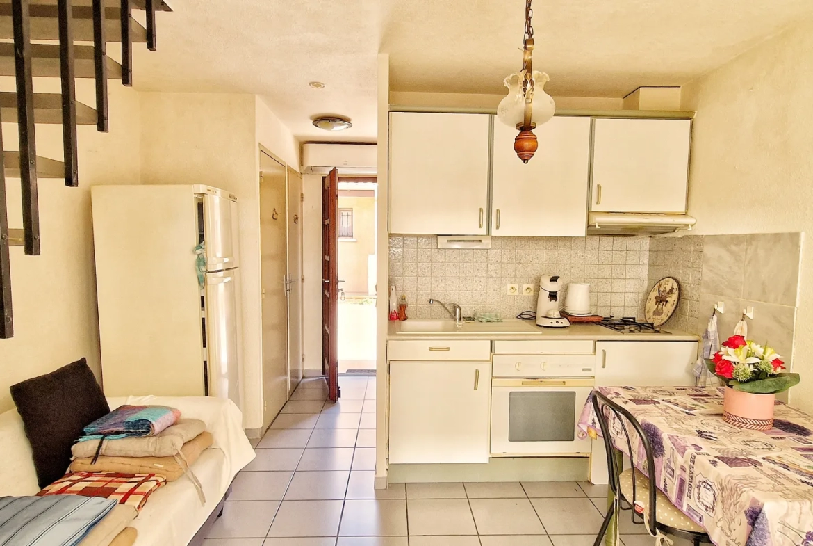 Maison en vente au Grau D'Agde, 3 chambres, terrasse, garage 