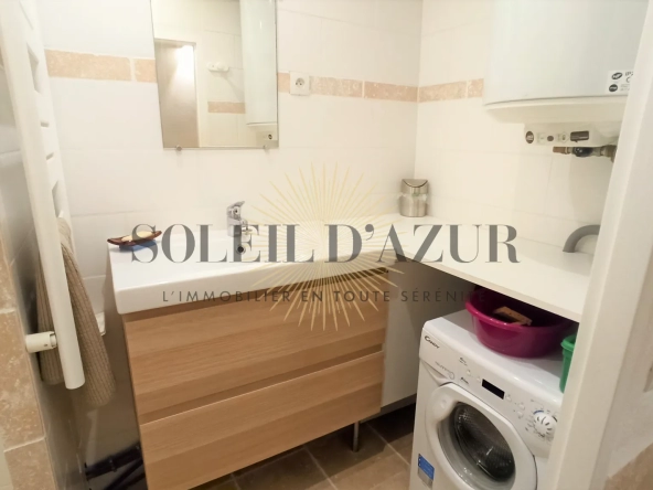 Bel appartement de type 3 traversant à La Ciotat 