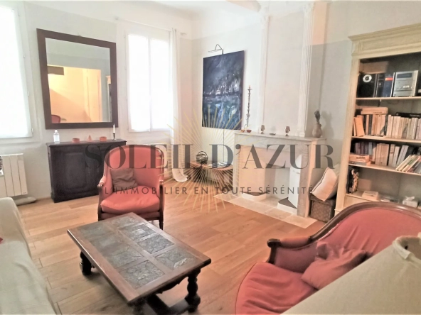 Bel appartement de type 3 traversant à La Ciotat 