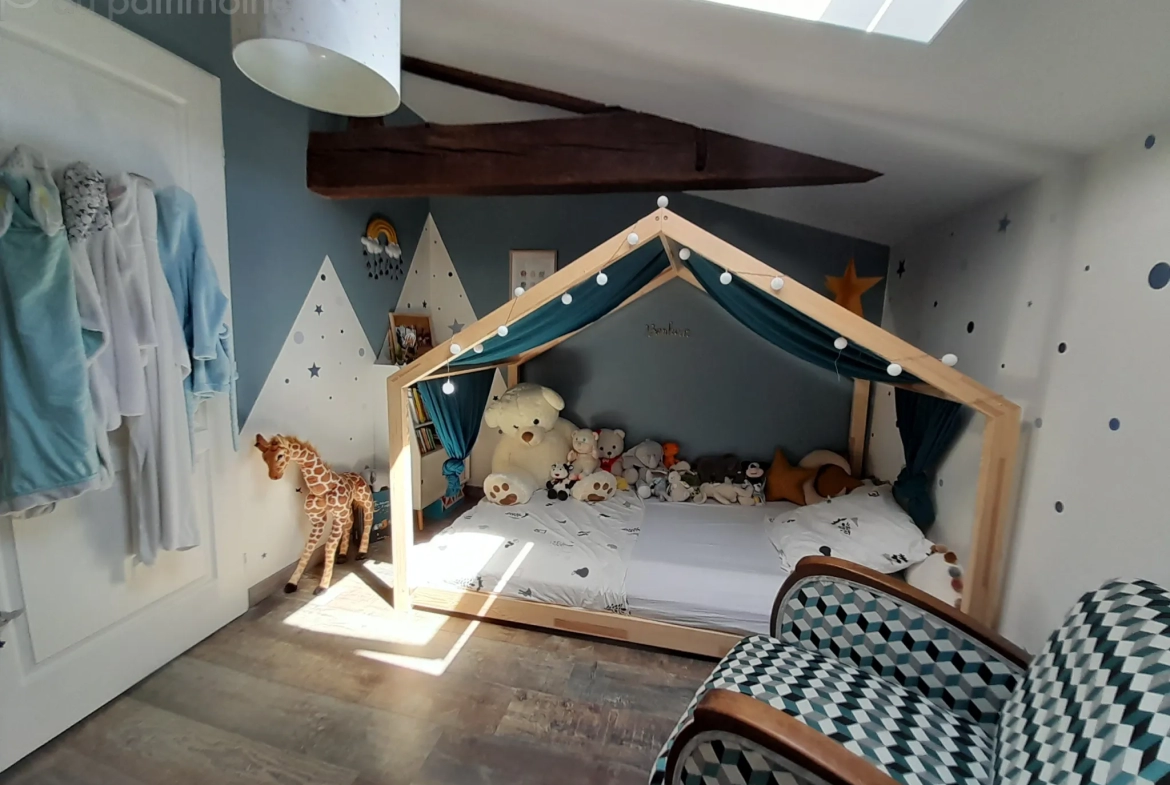 Maison de Ville Rénovée de 113m2 à Bazas 