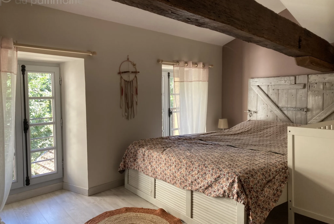 Maison de Ville Rénovée de 113m2 à Bazas 