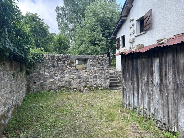 Maison à Servières-le-Château 