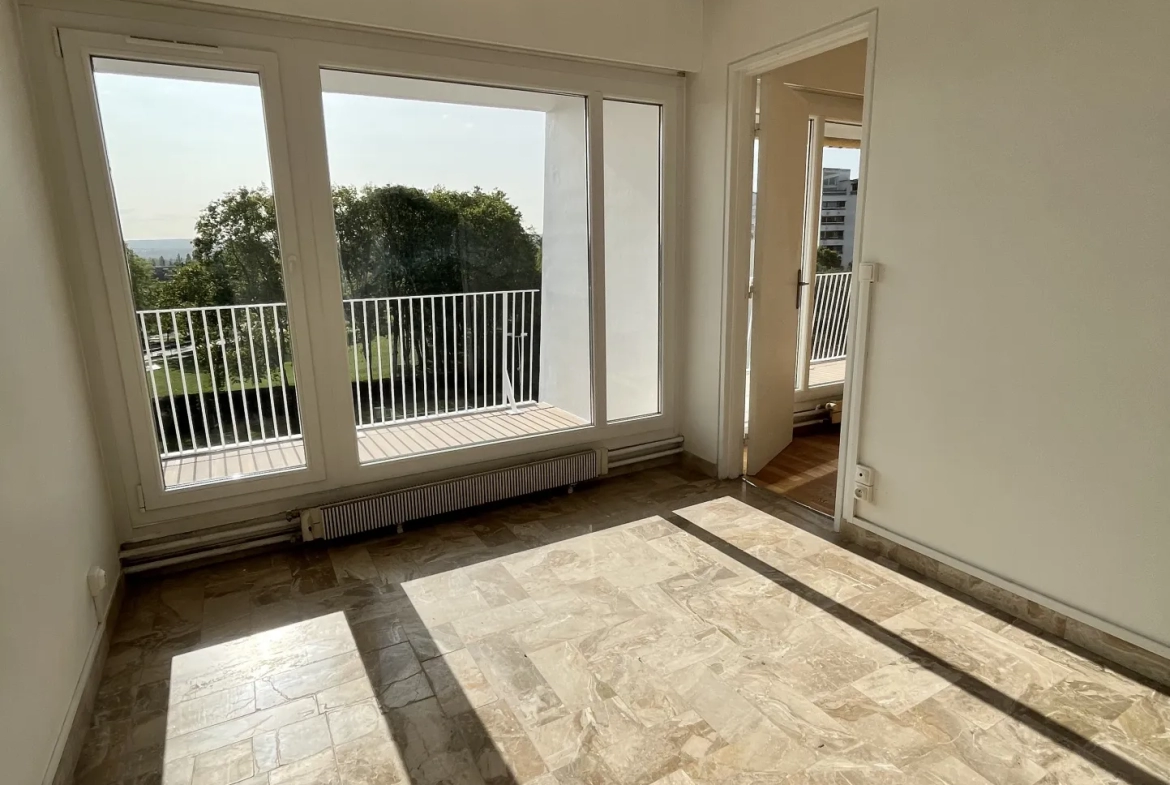 Appartement F2 Cergy Préfecture 