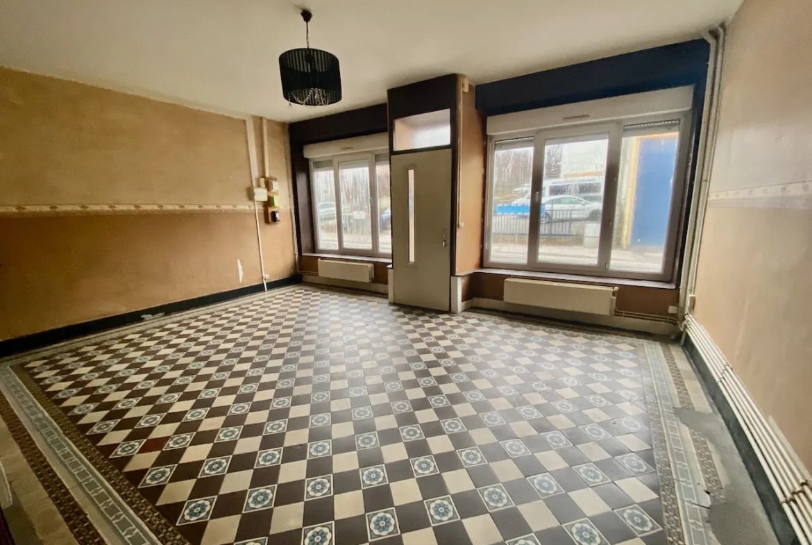 Maison Semi-Individuelle à Hautmont avec Terrain à Aménager 