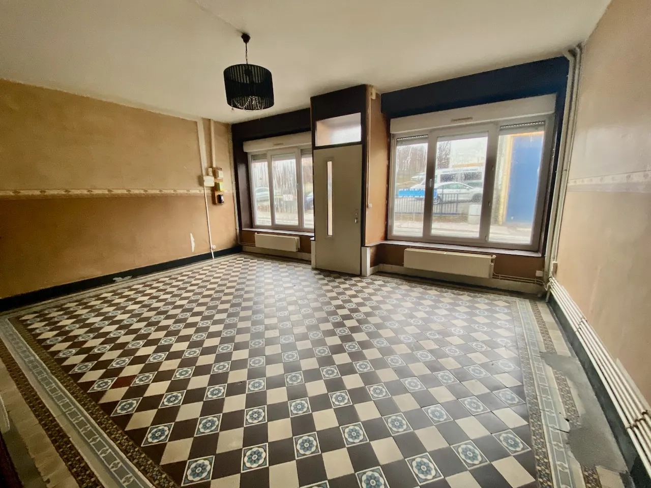 Maison Semi-Individuelle à Hautmont avec Terrain à Aménager 