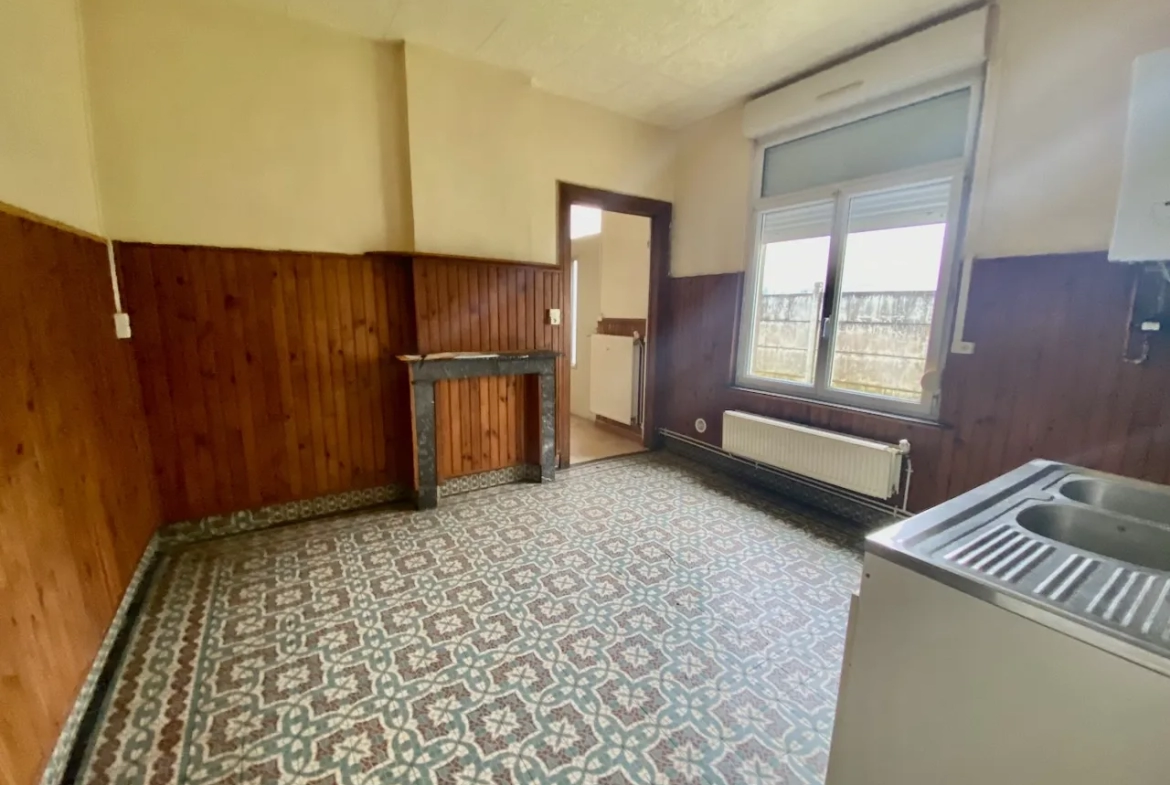 Maison Semi-Individuelle à Hautmont avec Terrain à Aménager 
