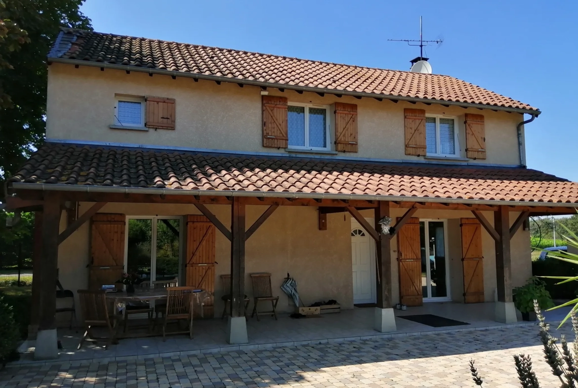 FERME RENOVEE 150M2 HABITABLES - Chevroux 