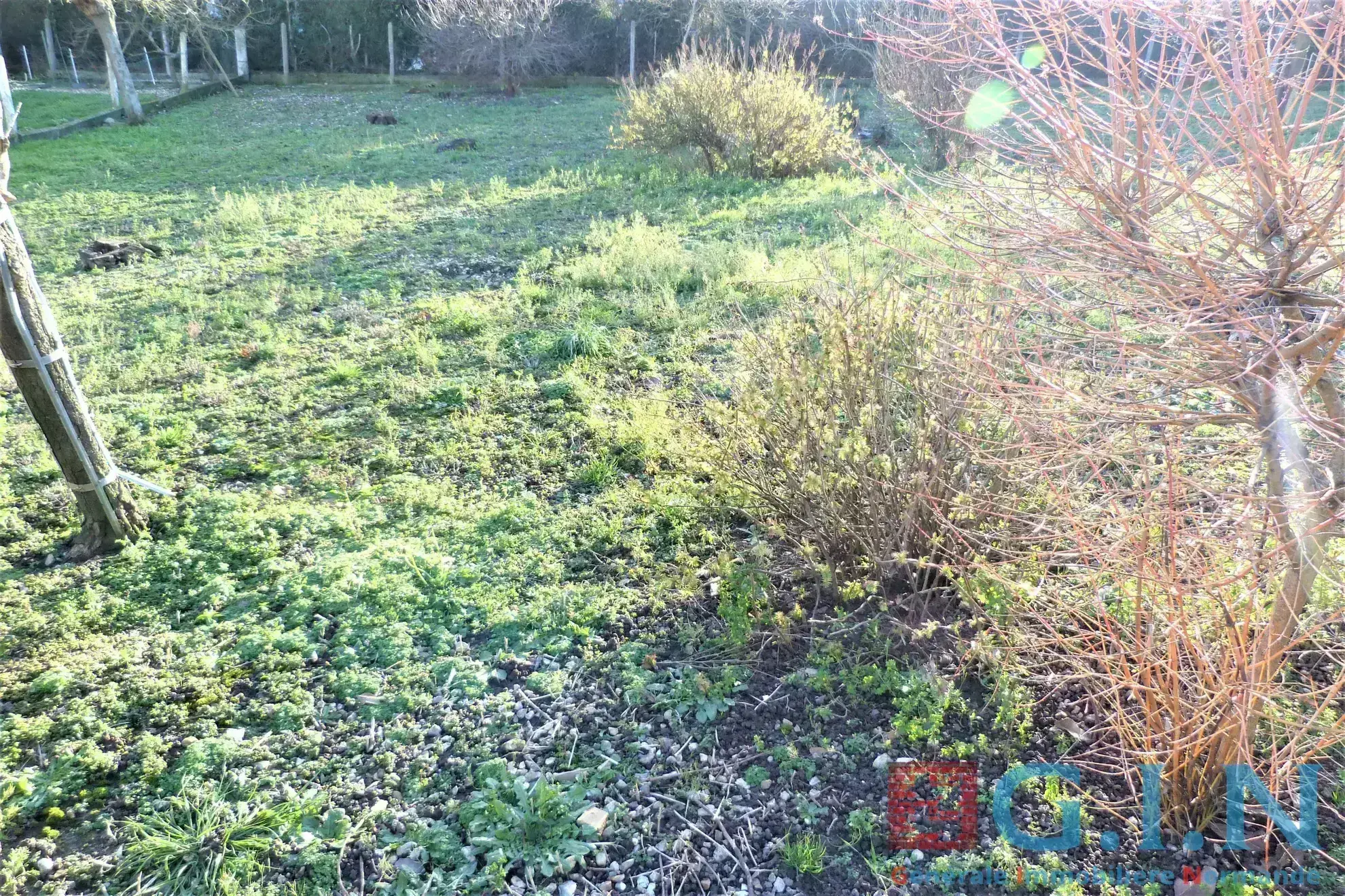 Terrain à bâtir à Jumièges - 730 m2 - Certificat d'urbanisme positif 