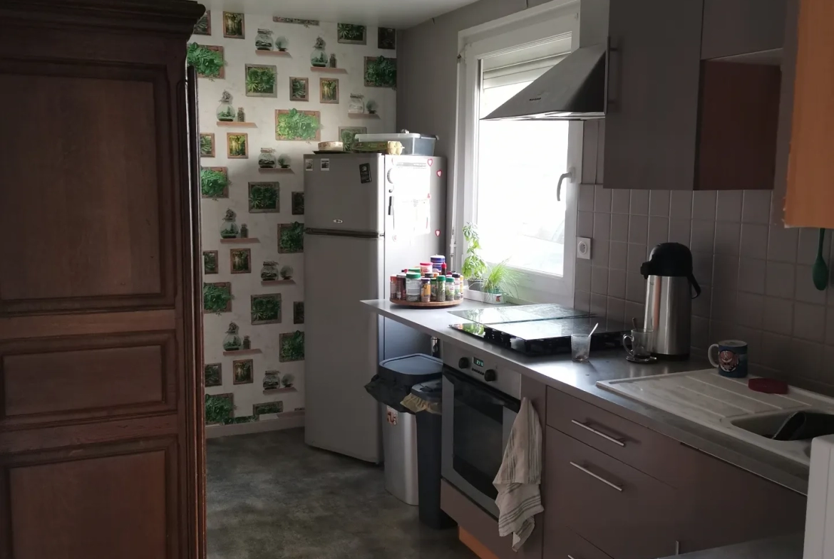 Maison pleine de charme avec 3 chambres à Ste opportune 