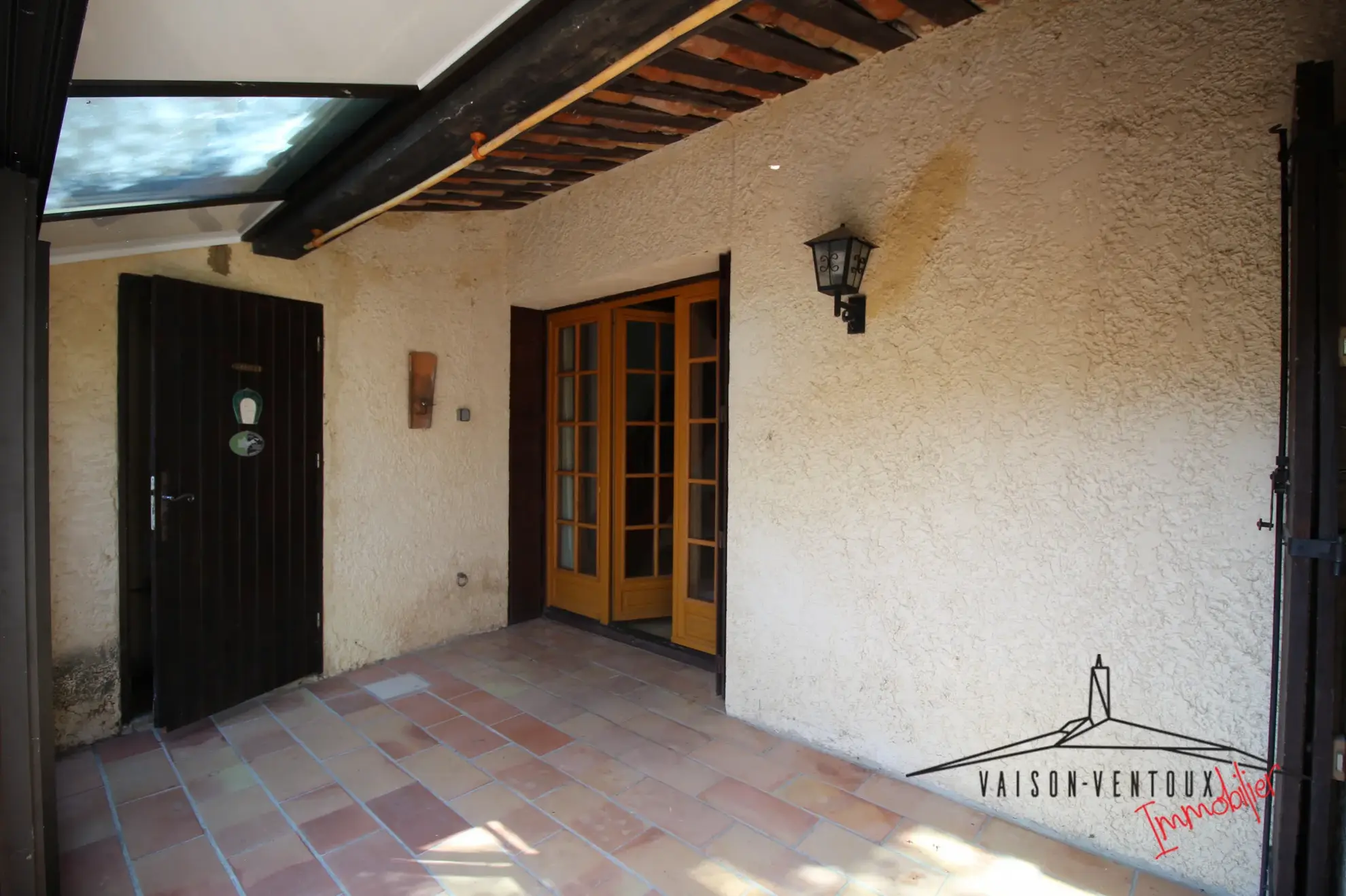 Maison de village avec cour à vendre à Vaison la Romaine 