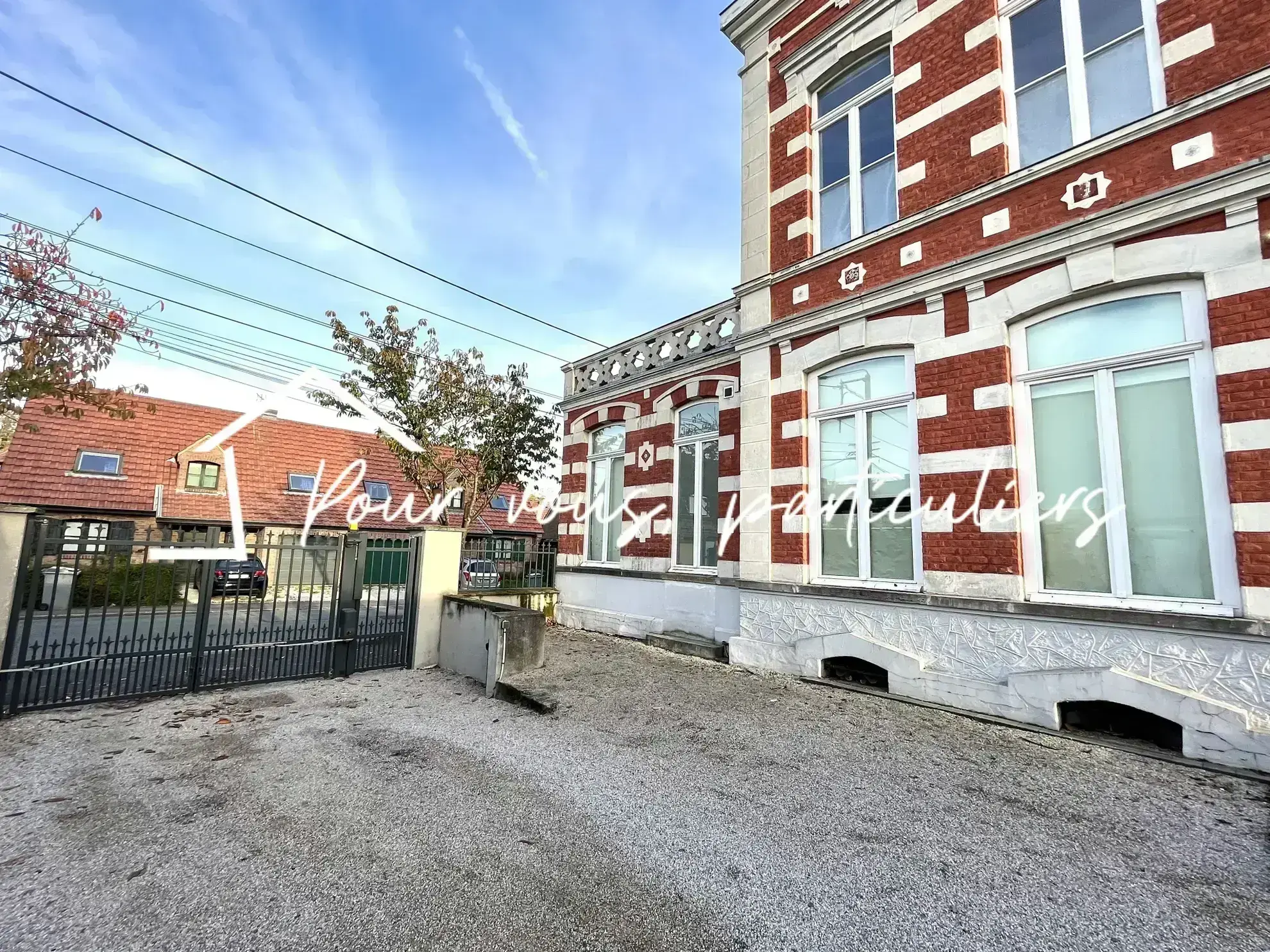 Appartement de 42m2 avec 1 chambre, parking et cave à Croix 