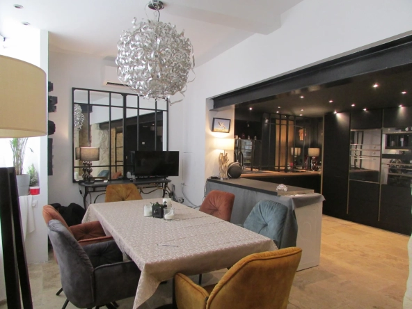 Maison entièrement rénovée type Loft à Sommières