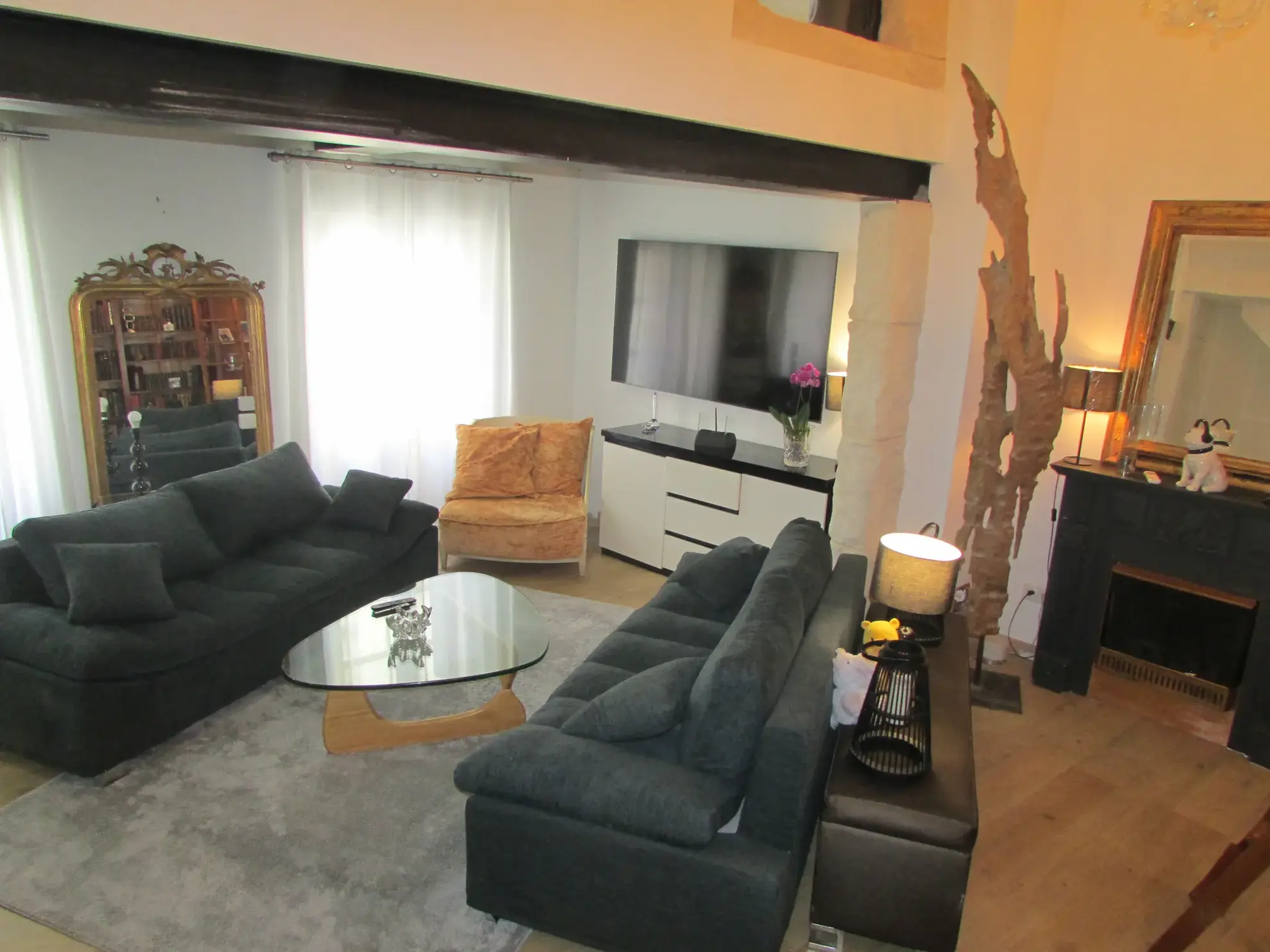 Maison entièrement rénovée type Loft à Sommières 