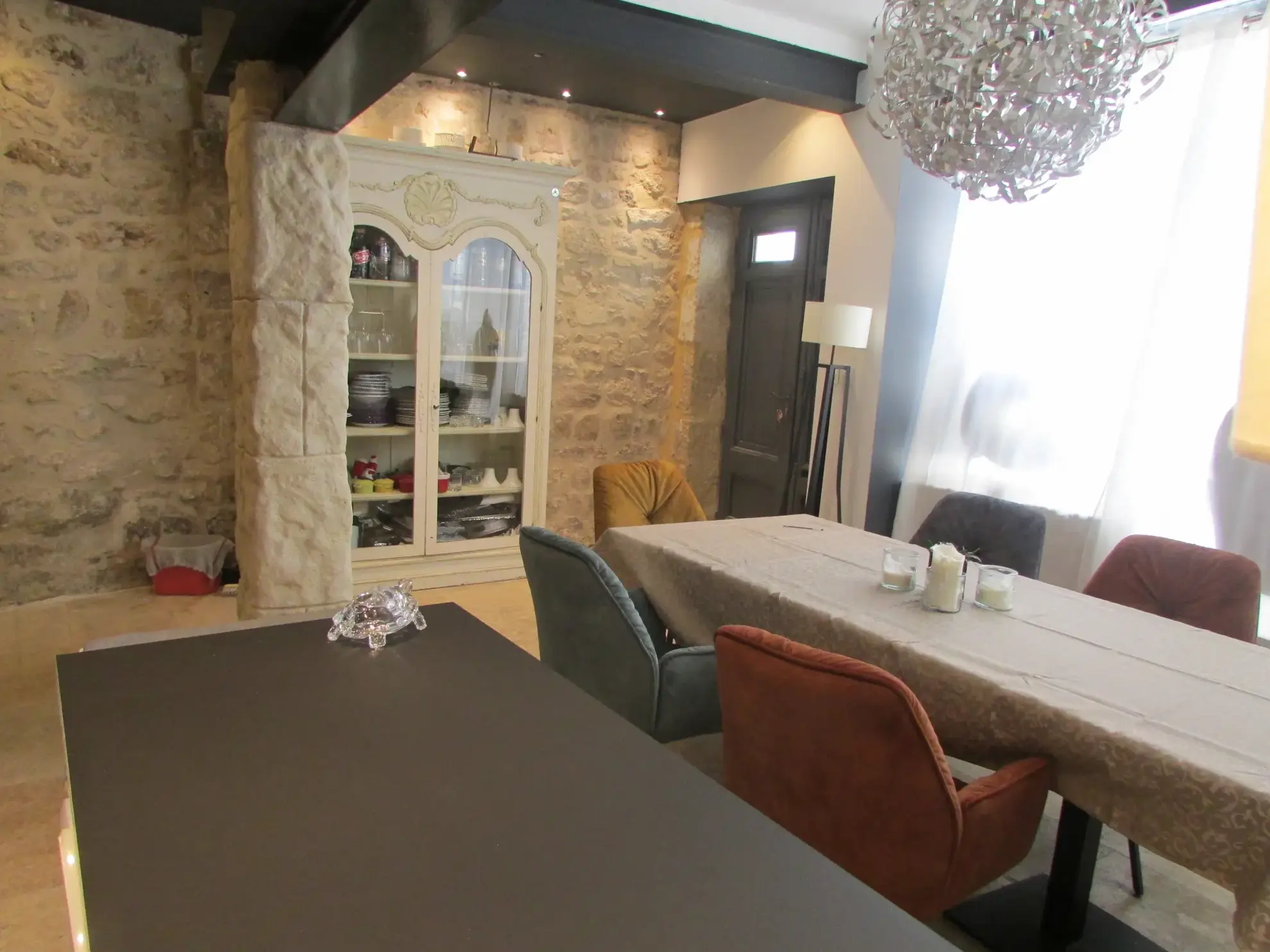 Maison entièrement rénovée type Loft à Sommières 