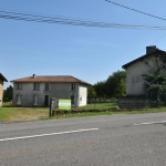 Corps de ferme avec 22 ha de terrain sur la commune de Cussac (87) et une maison d'habitation de 60 m2
